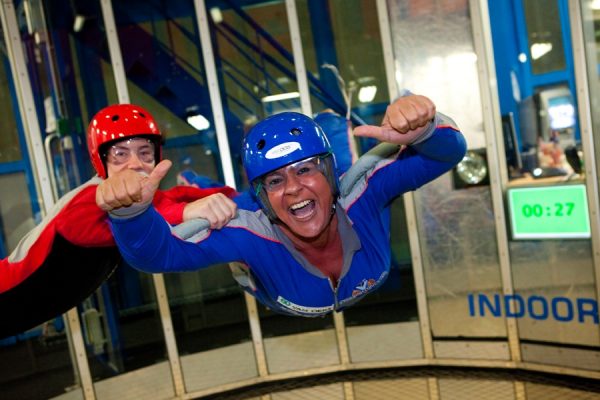 Ga voor een vrije val tijdens het indoor skydiven!